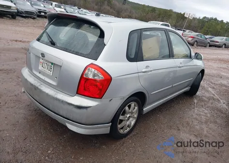 2005 Kia Spectra5 из США, поврежденный, VIN KNAFE161055090839
